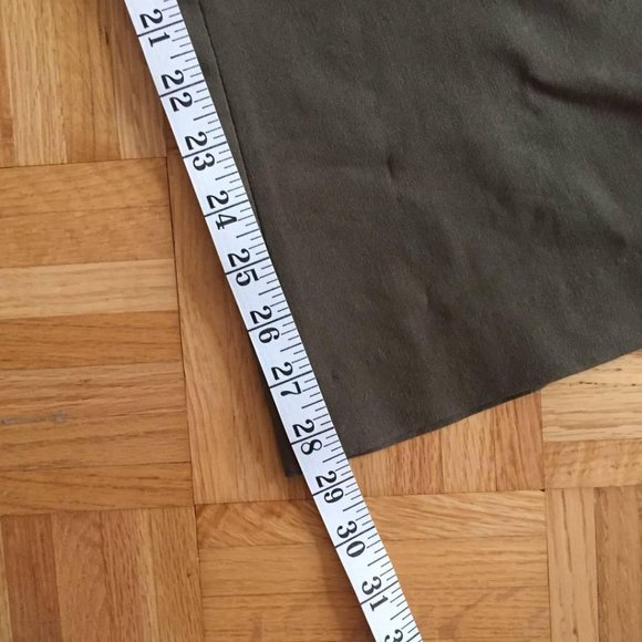 Olive Green Flare Pants - L (but M in US sizing? Pls read) - Picture 9 of 9